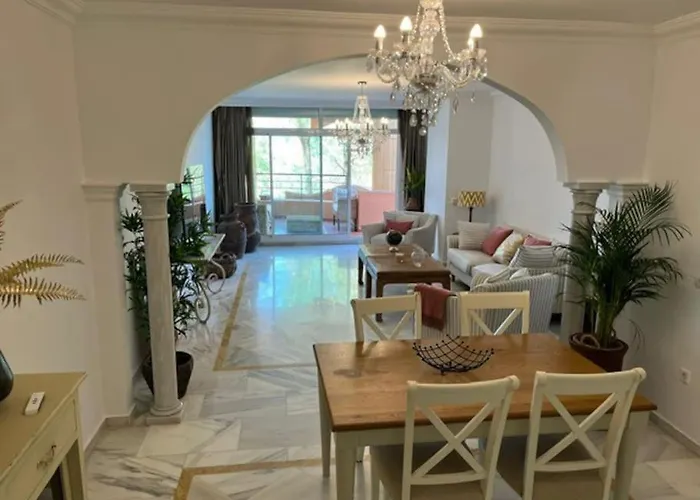 Magna Marbella Apartment
